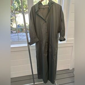 Babette trench coat with hood you can roll up